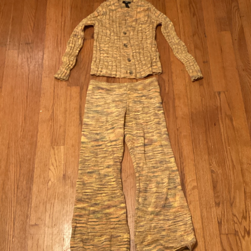 Forever 21 Kids Matching Set in Yellow and Brown